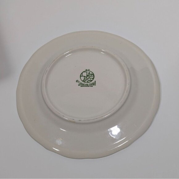 Syracuse China White 10 1/2" Dinner Plate Scalloped Edges Vintage USA - Picture 6 of 6